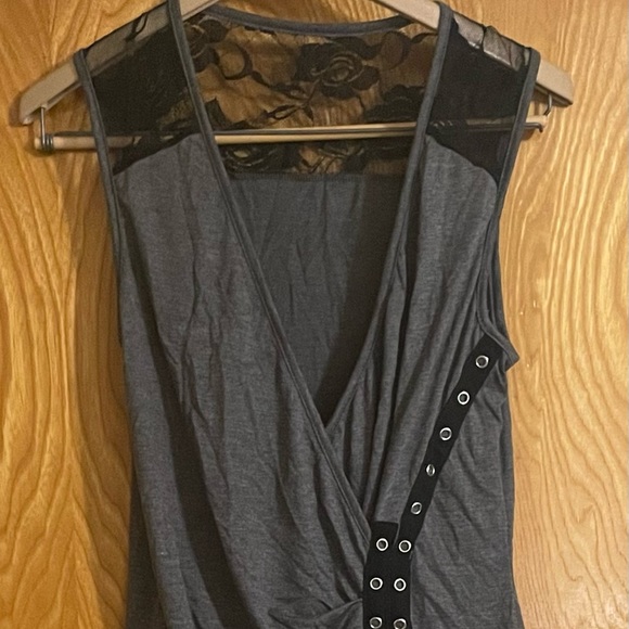 Tank Top with flare - Picture 1 of 4